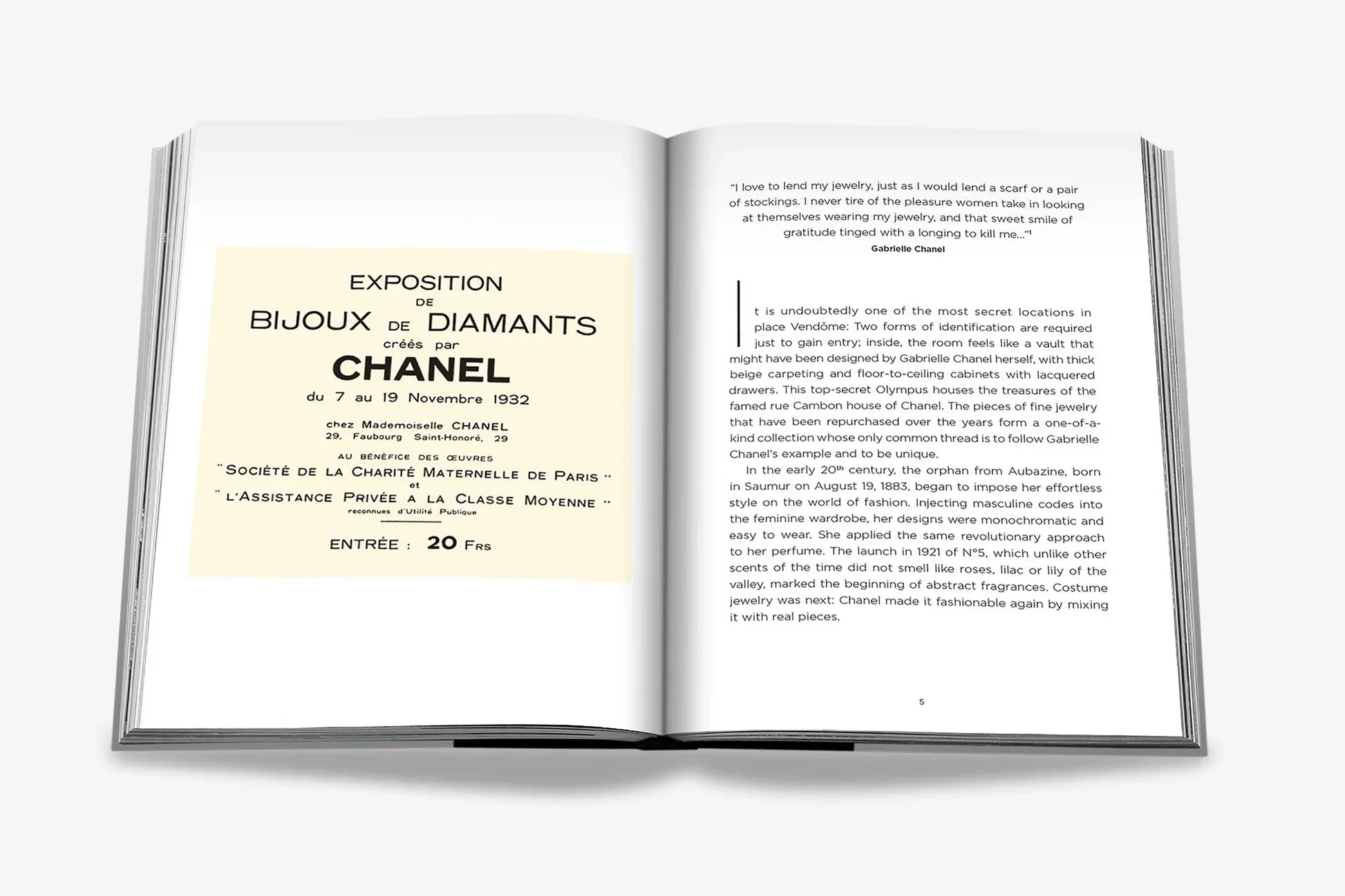 Chanel 3-Book Slipcase - Image 10