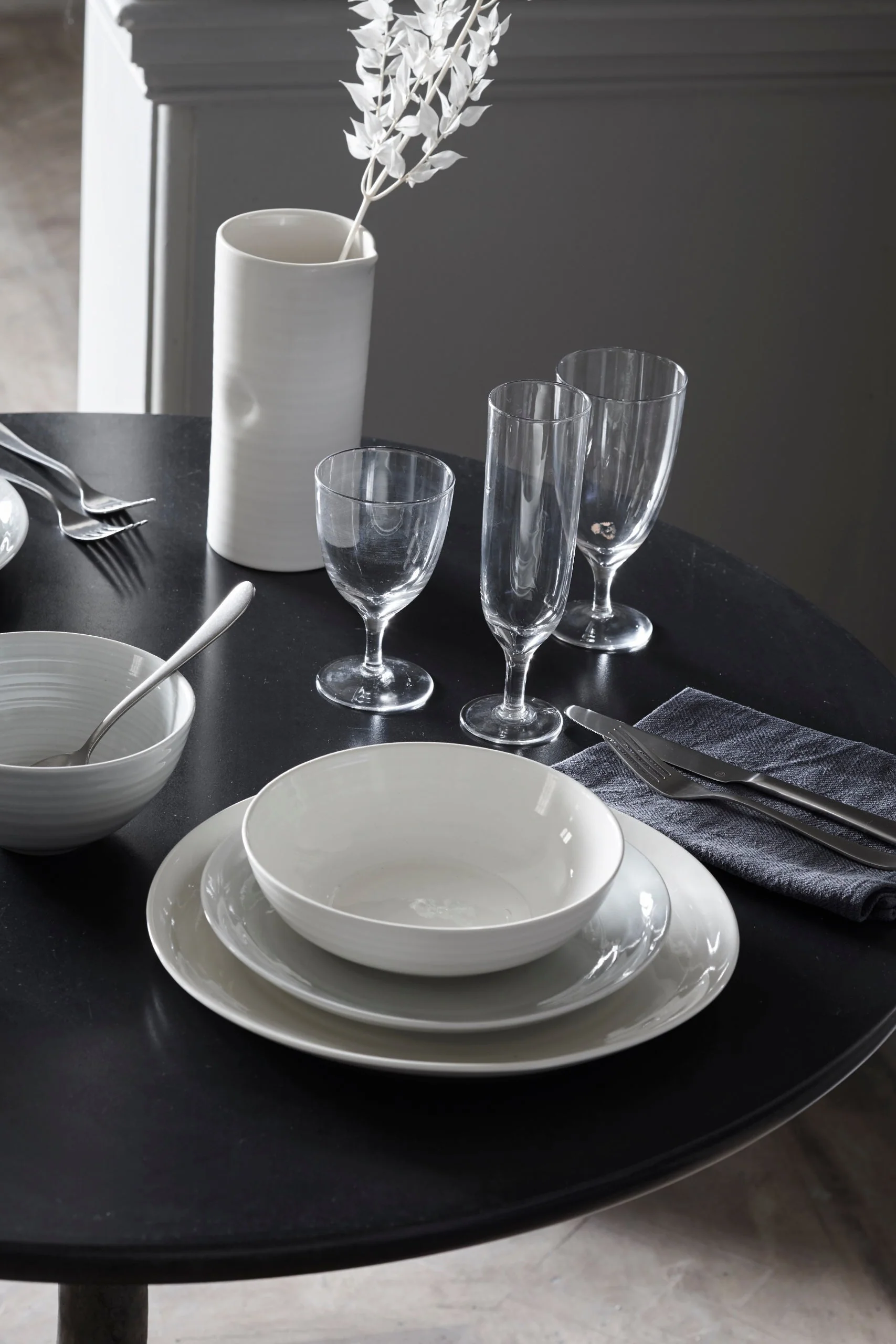 Daniel Smith Dinner Plate - Set of 4 - Smoke - Image 8