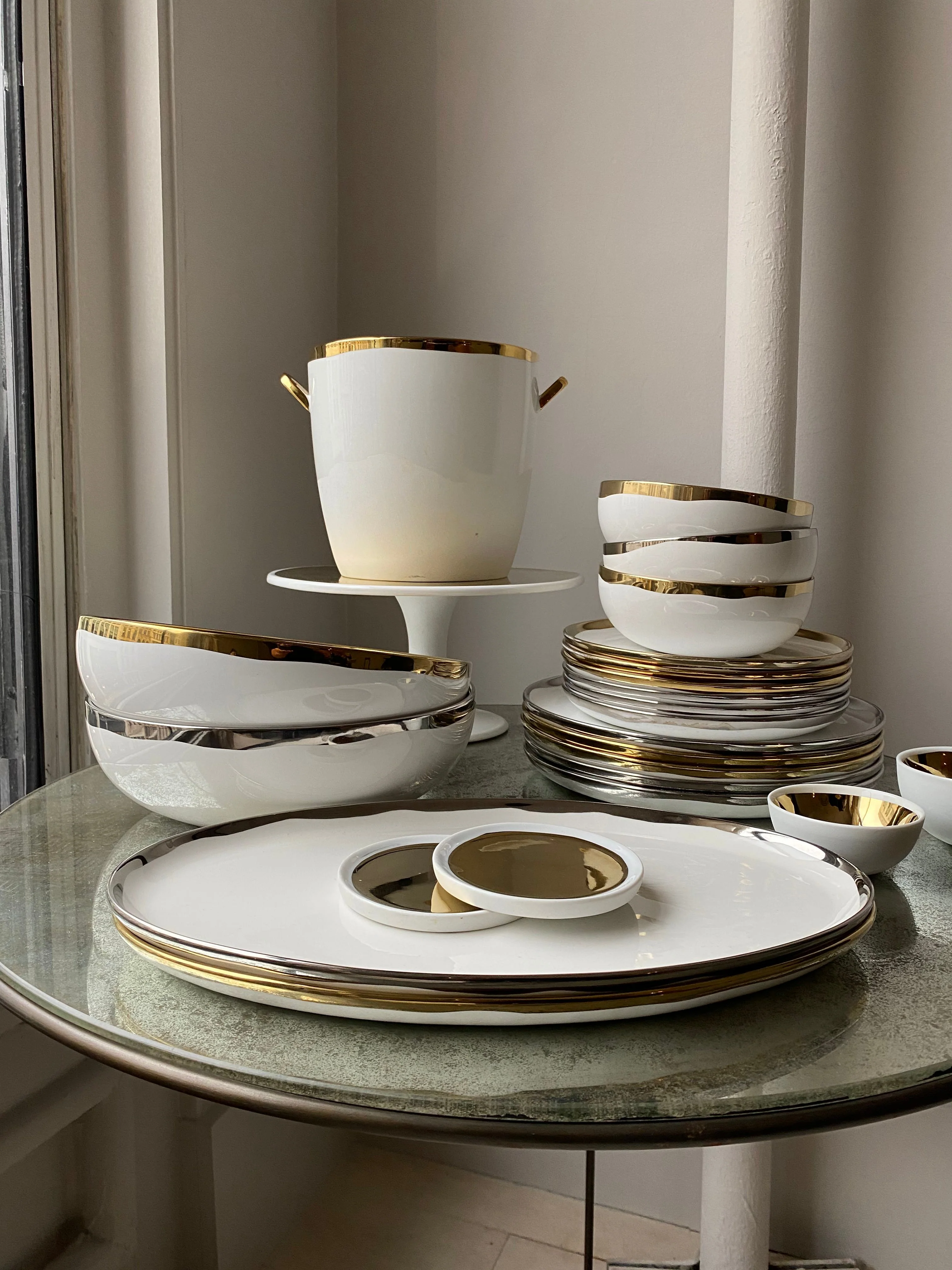 Dauville Serving Bowl in Gold - Image 4