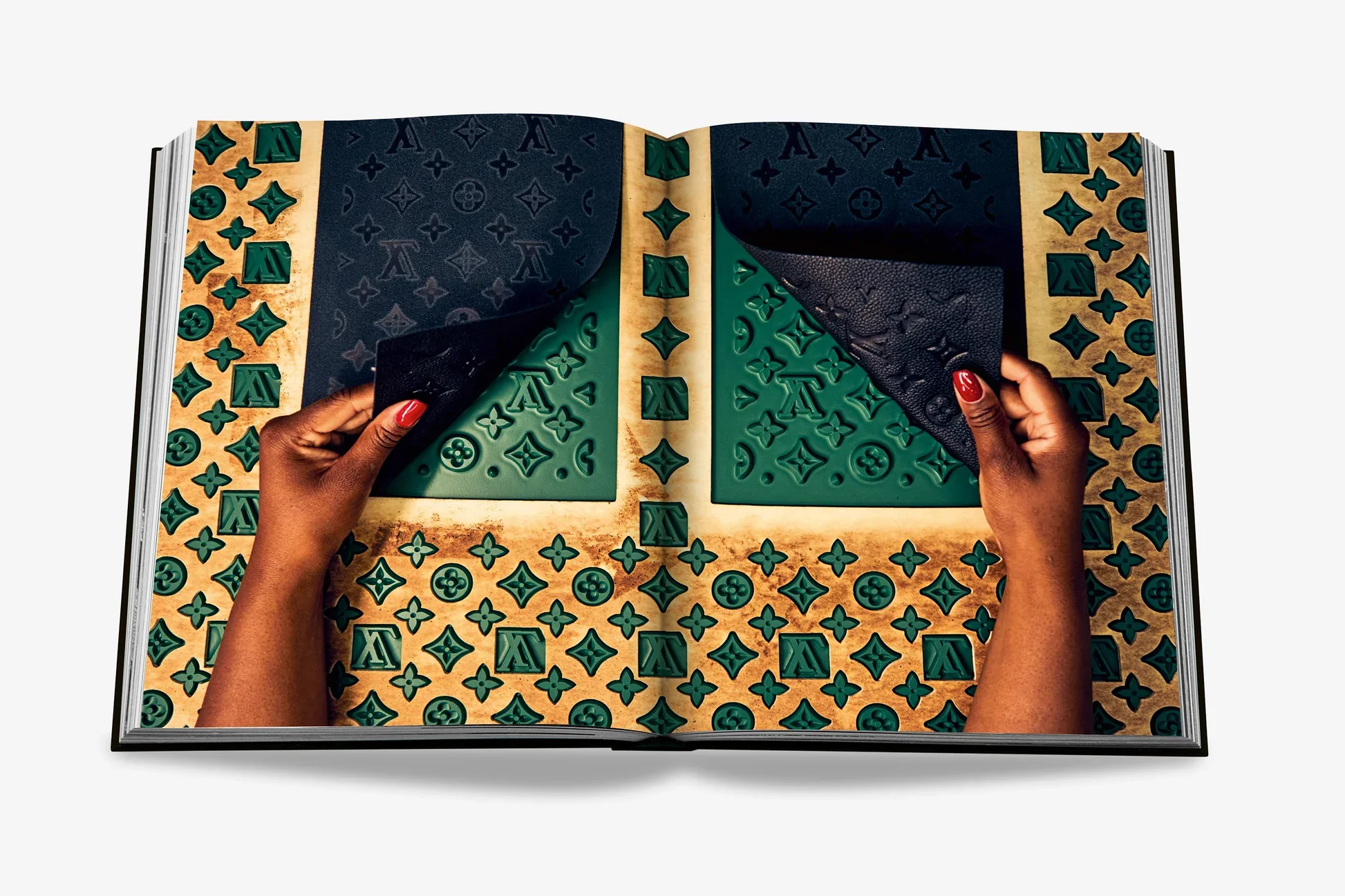 Louis Vuitton Manufactures - Image 12