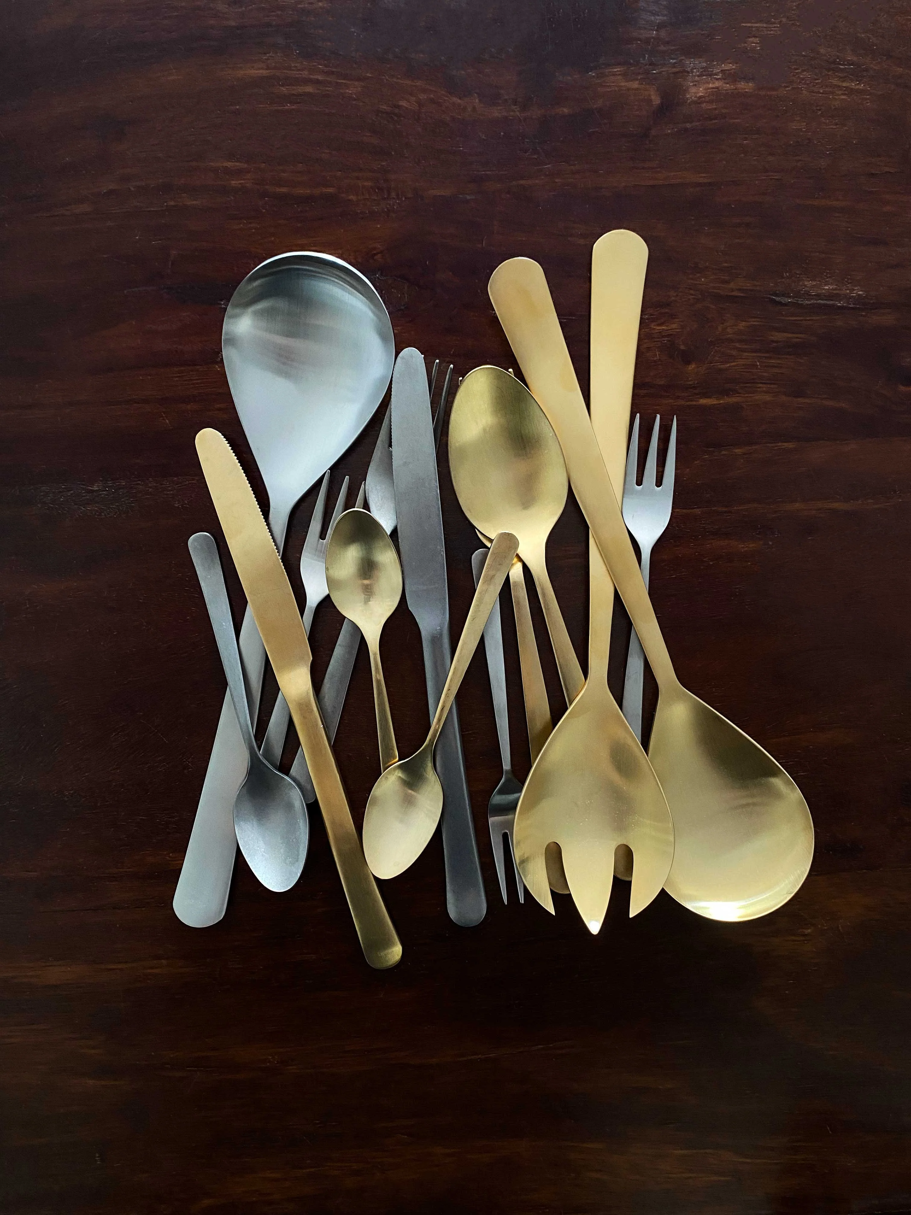 Oslo Cutlery Set in Matte Gold - Image 3
