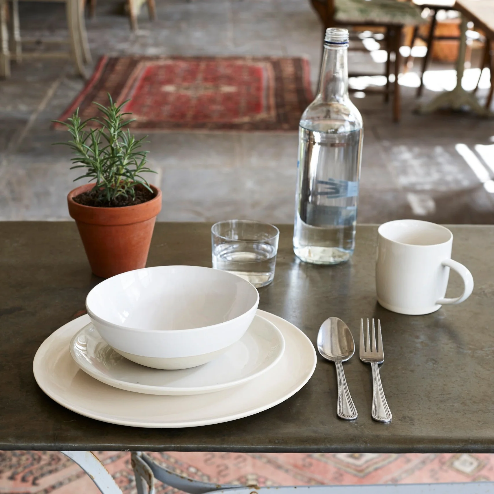 Shell Bisque 3-piece place setting - White - Image 5