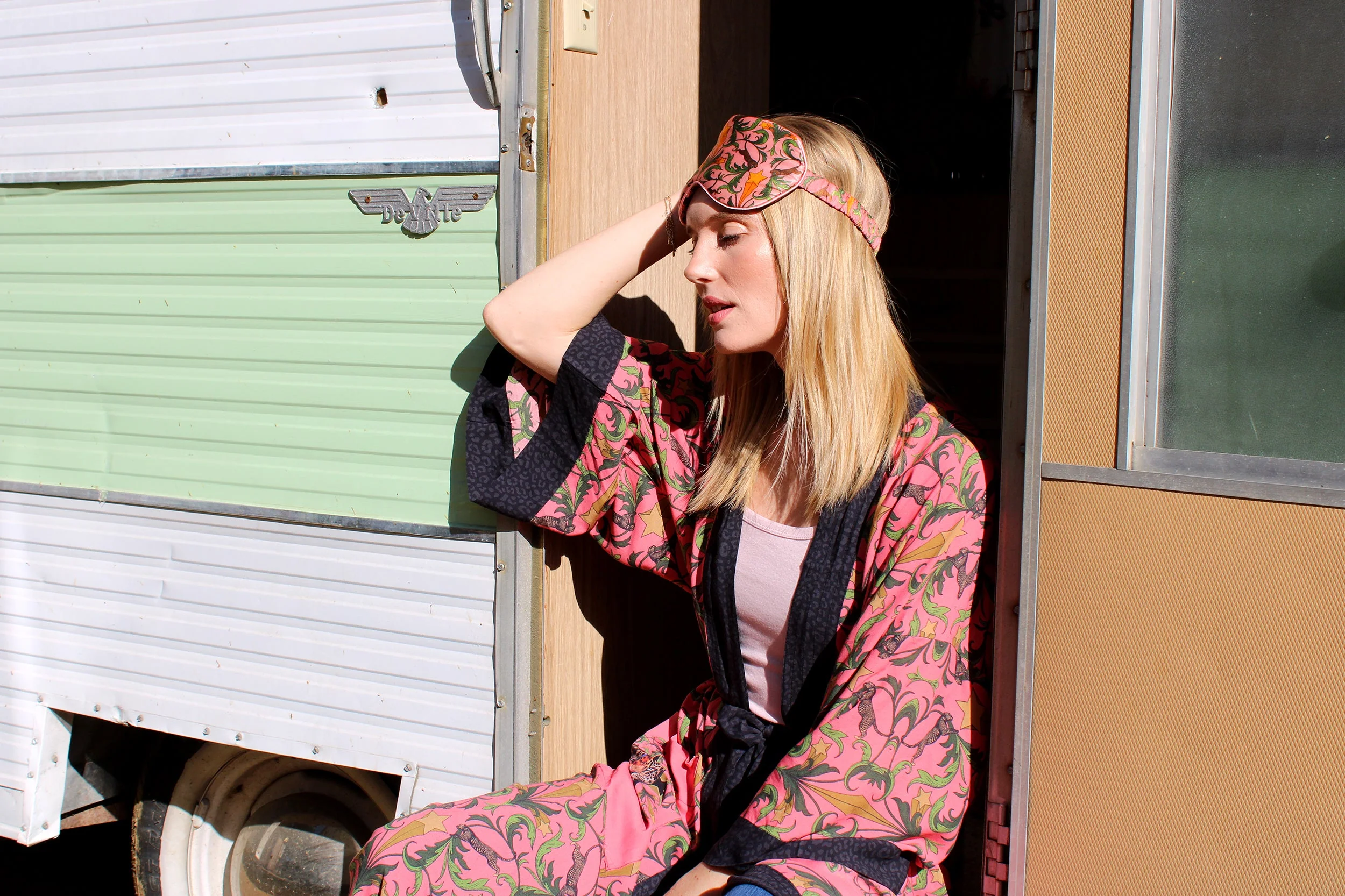 Henelle Silk Sleep Mask - Image 3