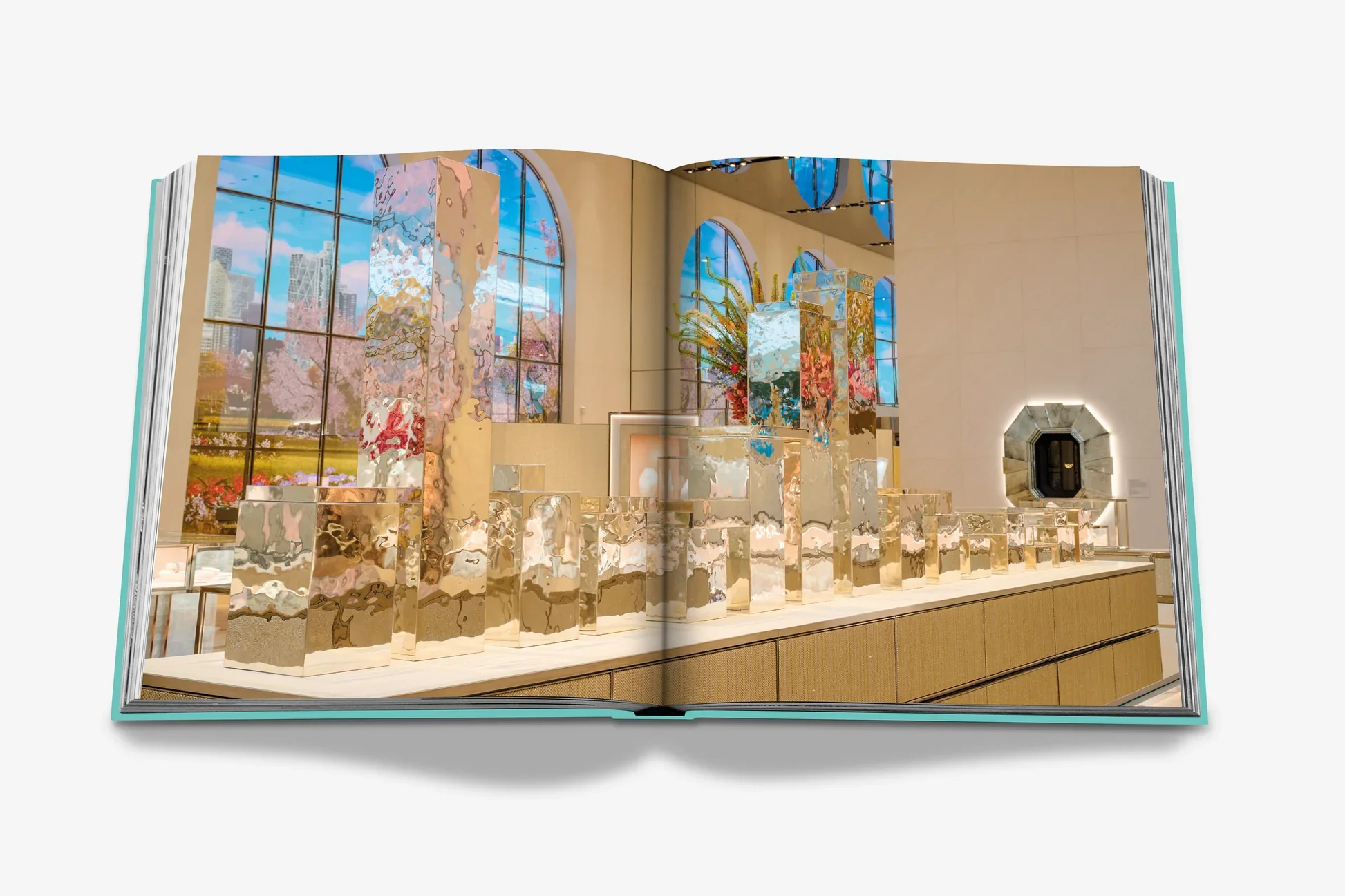Tiffany & Co.: The Landmark - Image 12