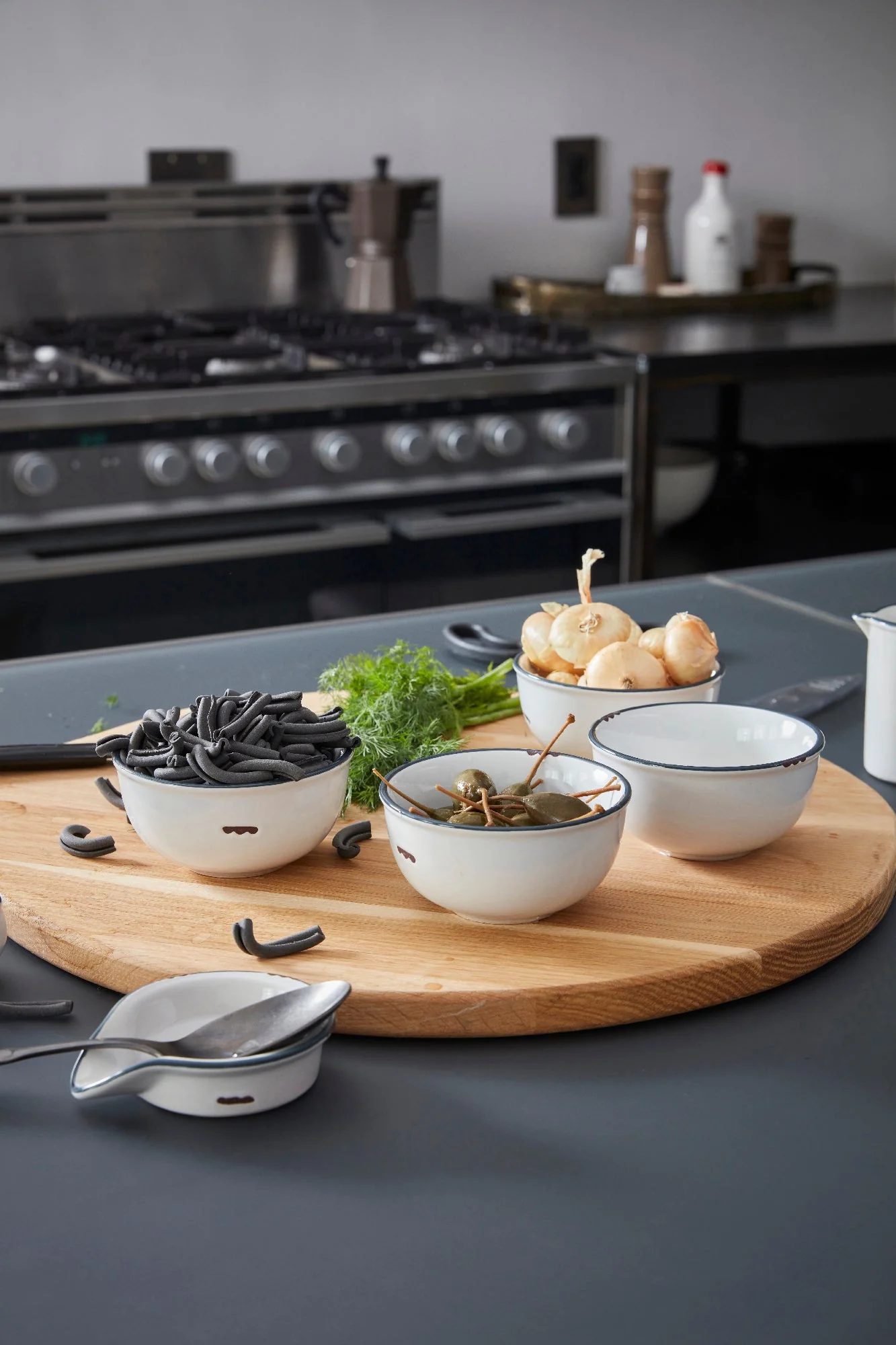 Tinware 7-Piece Prep Set- White w/ Slate Rim - Image 6
